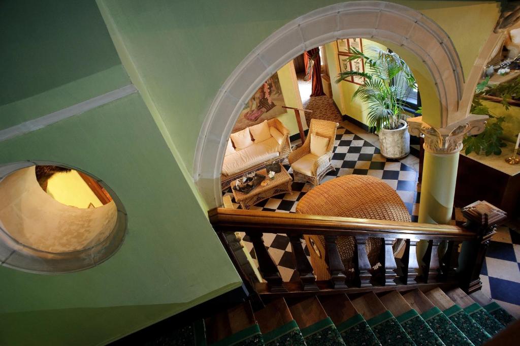 Escalera y vestíbulo del Château de la Bourdaisière